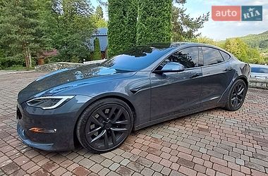 Лифтбек Tesla Model S 2021 в Коломые