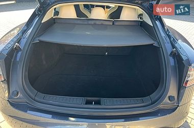 Ліфтбек Tesla Model S 2018 в Луцьку