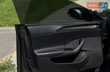 Ліфтбек Tesla Model S 2021 в Дніпрі фото 15 Ліфтбек Tesla Model S 2021 в Дніпрі