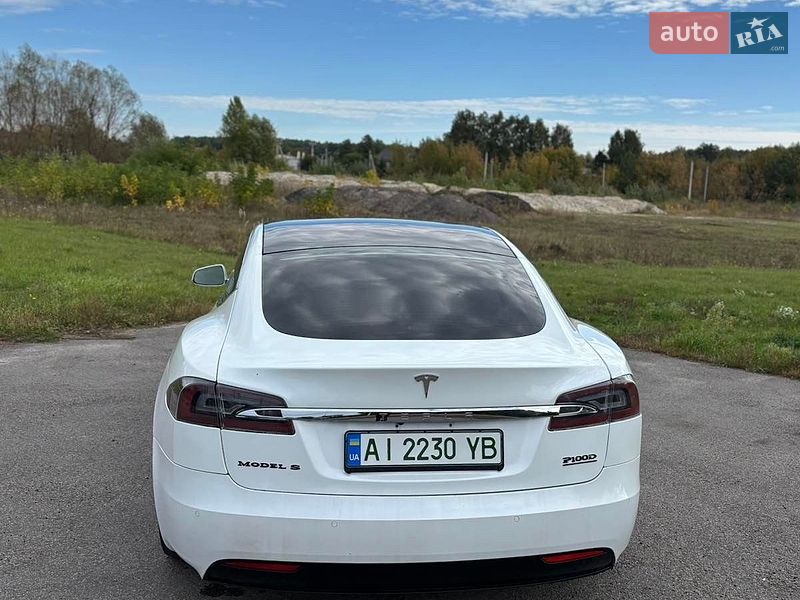 Ліфтбек Tesla Model S 2019 в Києві