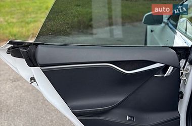 Ліфтбек Tesla Model S 2019 в Києві