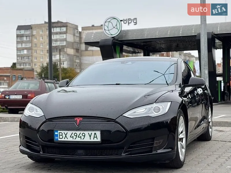 Tesla Model S