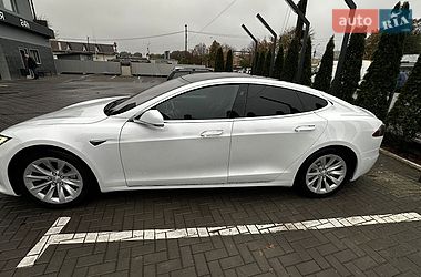 Лифтбек Tesla Model S 2018 в Каменец-Подольском