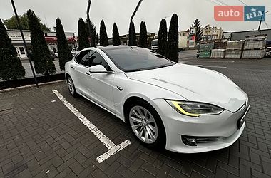 Лифтбек Tesla Model S 2018 в Каменец-Подольском