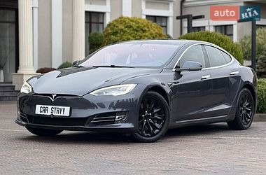 Лифтбек Tesla Model S 2020 в Стрые