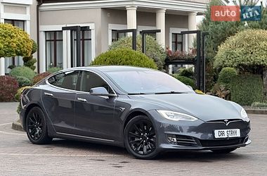 Лифтбек Tesla Model S 2020 в Стрые
