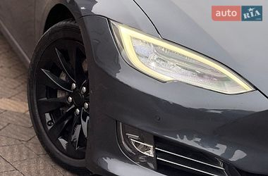 Лифтбек Tesla Model S 2020 в Стрые