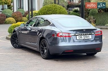 Лифтбек Tesla Model S 2020 в Стрые