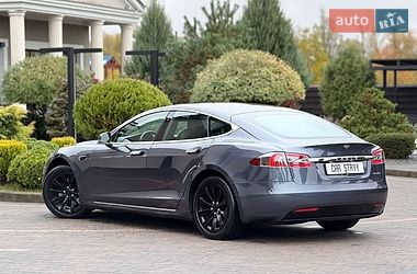 Лифтбек Tesla Model S 2020 в Стрые