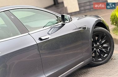 Лифтбек Tesla Model S 2020 в Стрые