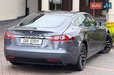 Лифтбек Tesla Model S 2020 в Стрые