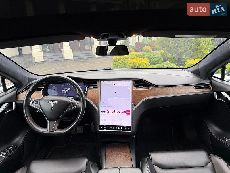 Лифтбек Tesla Model S 2020 в Стрые