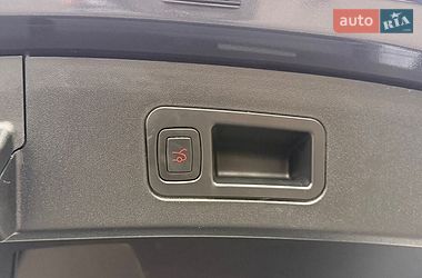 Лифтбек Tesla Model S 2020 в Стрые