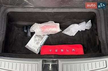 Лифтбек Tesla Model S 2020 в Стрые