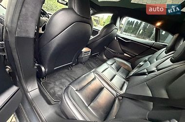 Лифтбек Tesla Model S 2020 в Стрые