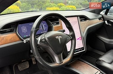 Лифтбек Tesla Model S 2020 в Стрые
