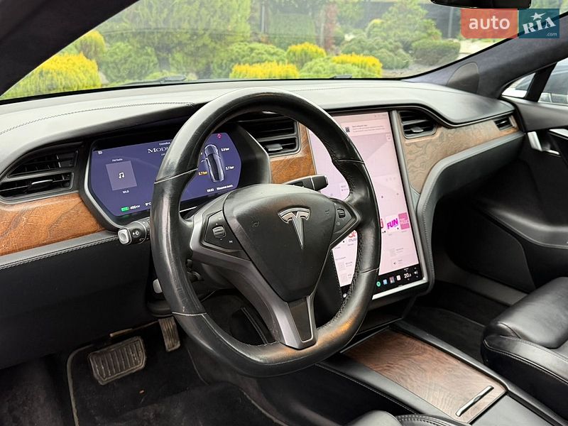 Лифтбек Tesla Model S 2020 в Стрые