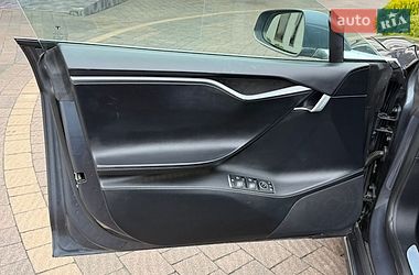 Лифтбек Tesla Model S 2020 в Стрые