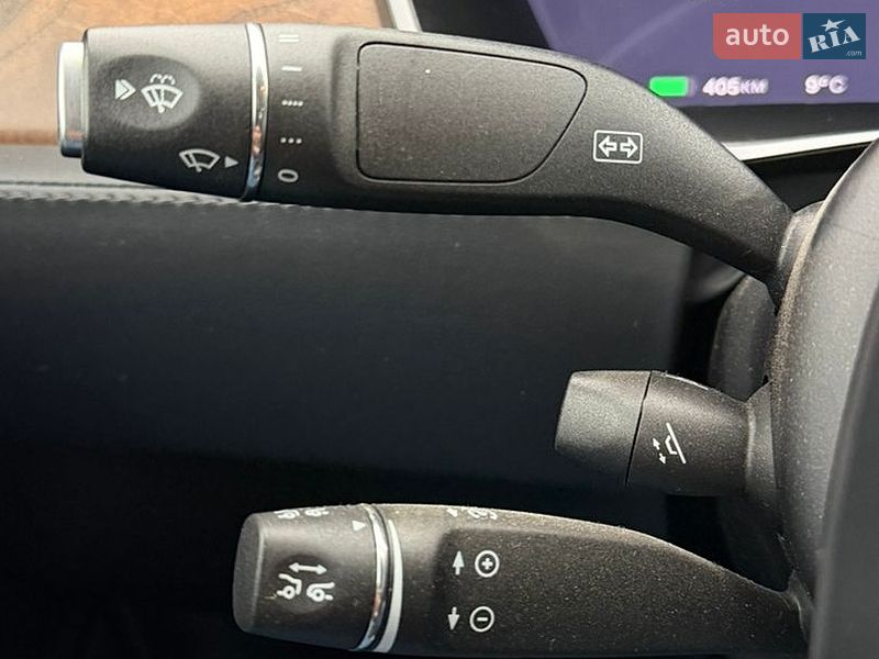 Лифтбек Tesla Model S 2020 в Стрые
