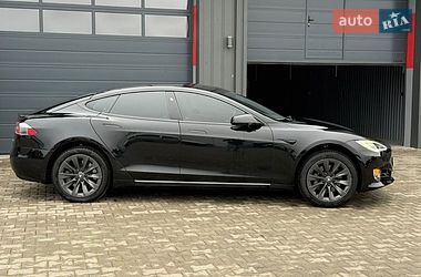 Лифтбек Tesla Model S 2018 в Ковеле