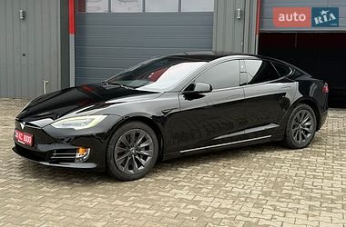 Лифтбек Tesla Model S 2018 в Ковеле