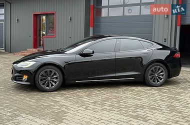 Лифтбек Tesla Model S 2018 в Ковеле