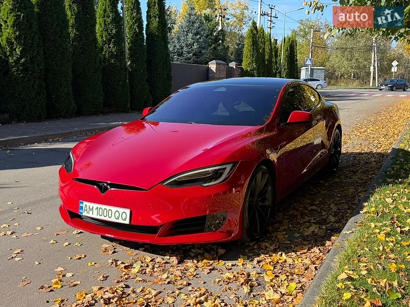 Tesla Model S