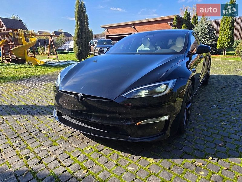 Tesla Model S 2022