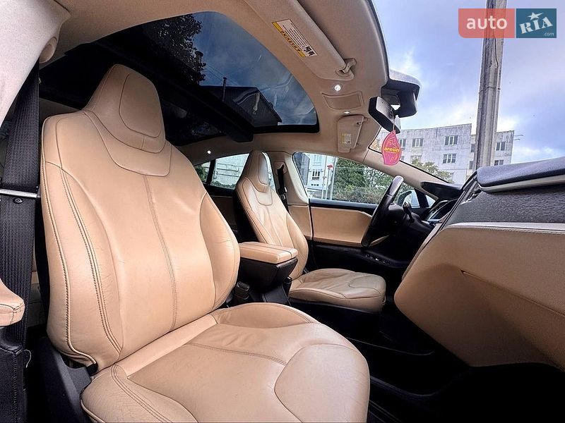 Ліфтбек Tesla Model S 2012 в Одесі