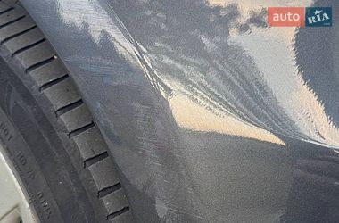 Лифтбек Tesla Model S 2017 в Киеве