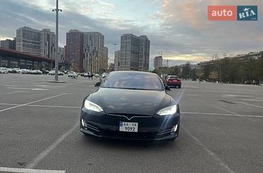 Ліфтбек Tesla Model S 2016 в Львові фото 2 Ліфтбек Tesla Model S 2016 в Львові