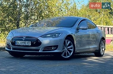 Лифтбек Tesla Model S 2013 в Дрогобыче
