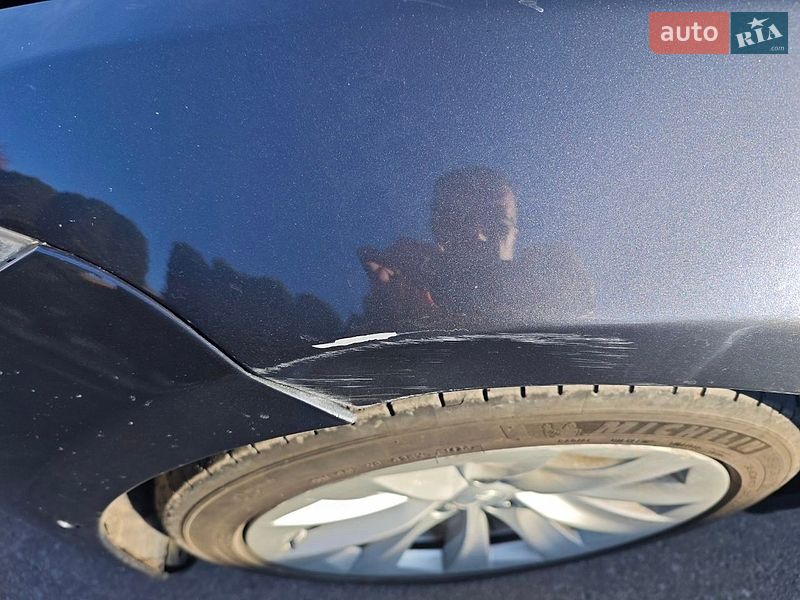 Ліфтбек Tesla Model S 2015 в Львові