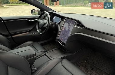 Лифтбек Tesla Model S 2018 в Киеве