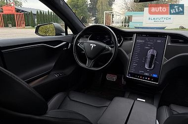 Лифтбек Tesla Model S 2018 в Киеве