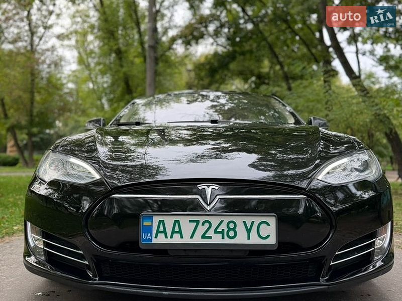 Лифтбек Tesla Model S 2013 в Ирпене фото 2 Лифтбек Tesla Model S 2013 в Ирпене