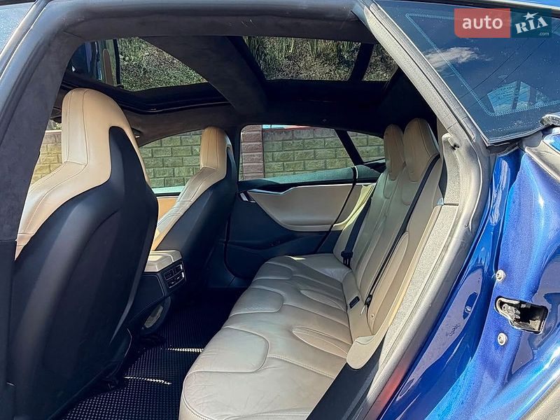 Лифтбек Tesla Model S 2015 в Луцке фото 5 Лифтбек Tesla Model S 2015 в Луцке