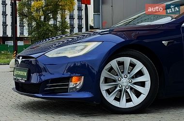 Ліфтбек Tesla Model S 2018 в Києві