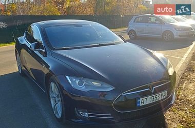 Ліфтбек Tesla Model S 2014 в Івано-Франківську