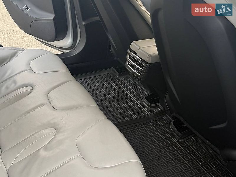Ліфтбек Tesla Model S 2013 в Києві фото 7 Ліфтбек Tesla Model S 2013 в Києві
