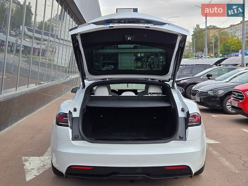 Ліфтбек Tesla Model S 2023 в Києві фото 9 Ліфтбек Tesla Model S 2023 в Києві