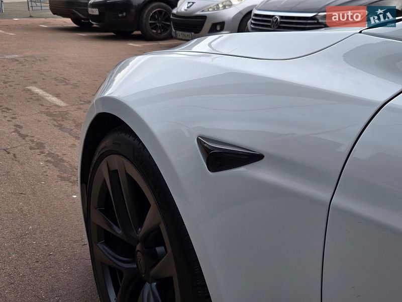 Ліфтбек Tesla Model S 2023 в Києві фото 11 Ліфтбек Tesla Model S 2023 в Києві