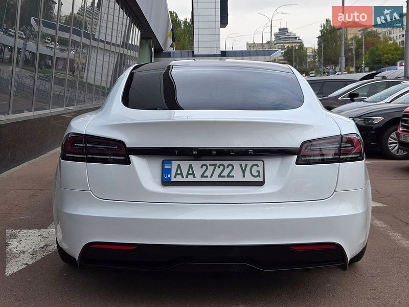 Ліфтбек Tesla Model S 2023 в Києві фото 6 Ліфтбек Tesla Model S 2023 в Києві