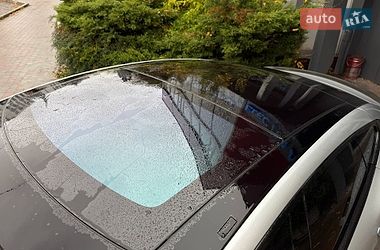 Ліфтбек Tesla Model S 2016 в Львові