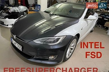Лифтбек Tesla Model S 2016 в Бродах