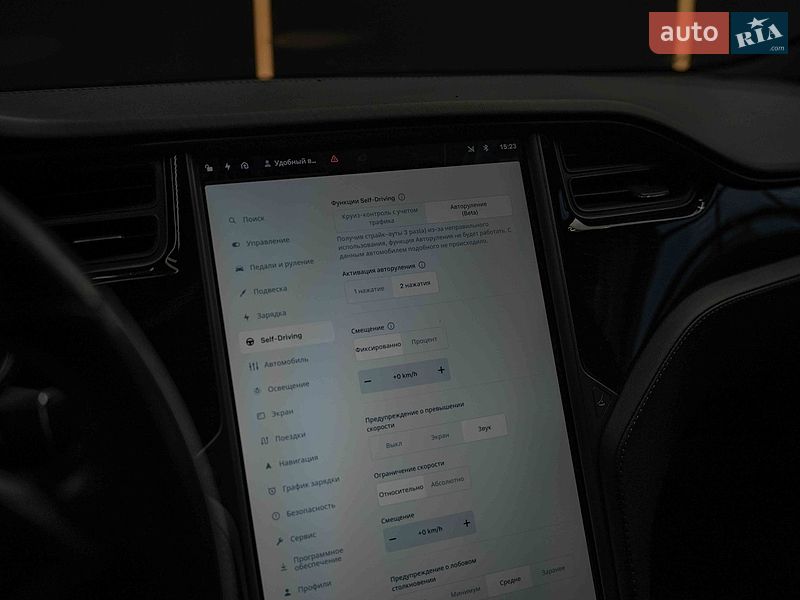 Лифтбек Tesla Model S 2018 в Черновцах