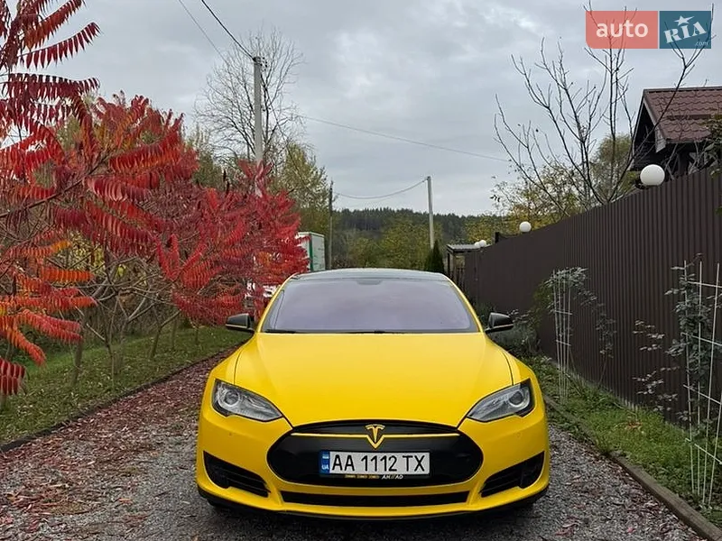 Tesla Model S
