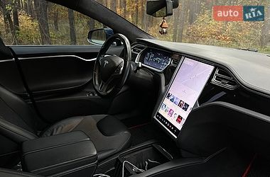 Лифтбек Tesla Model S 2014 в Вышгороде