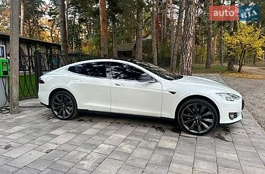 Лифтбек Tesla Model S 2012 в Ананьеве