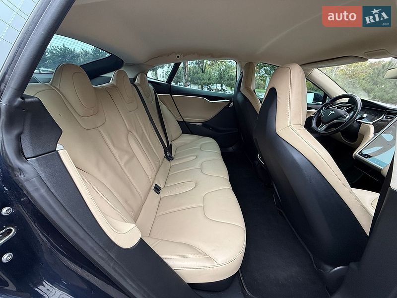 Лифтбек Tesla Model S 2013 в Одессе фото 14 Лифтбек Tesla Model S 2013 в Одессе